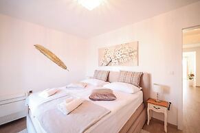 Villa Olive Garden Apartments