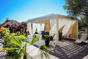 Villa Olive Garden Apartments