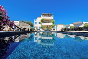 Villa Olive Garden Apartments