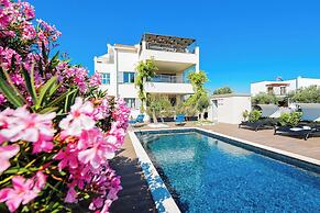 Villa Olive Garden Apartments