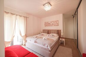 Villa Olive Garden Apartments