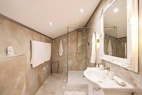 Villa Olive Garden Apartments