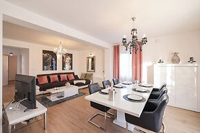 Villa Olive Garden Apartments