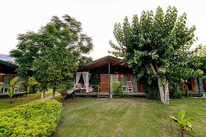 Etenna Beach Bungalows