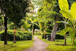 Etenna Beach Bungalows