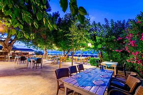 Etenna Beach Bungalows