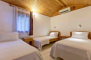 Etenna Beach Bungalows