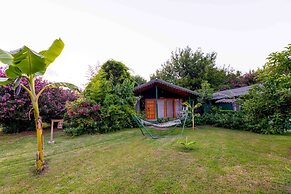 Etenna Beach Bungalows