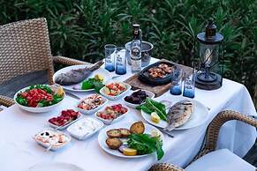 Etenna Beach Bungalows