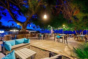 Etenna Beach Bungalows