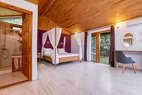 Etenna Beach Bungalows