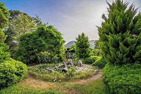 Etenna Beach Bungalows