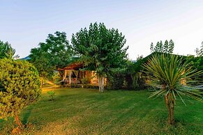 Etenna Beach Bungalows