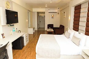 The Aananda Imperial