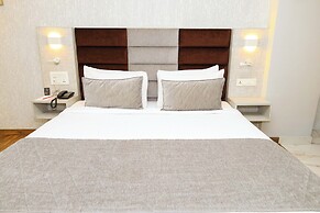 The Aananda Imperial