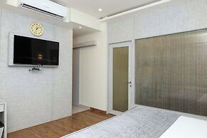 The Aananda Imperial