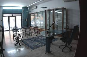 Garbatella Accommodations & Meeting Rooms