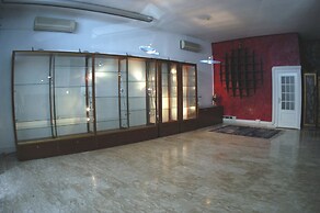 Garbatella Accommodations & Meeting Rooms