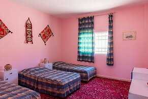 Bedouin Pink EcoHouse - Hostel