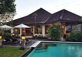 Villa Kompiang Bali