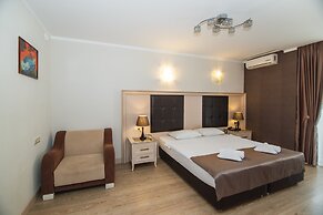 Hotel 19