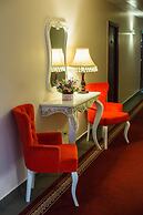 Hotel 19