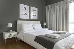 Penelope's Luxury Apartment