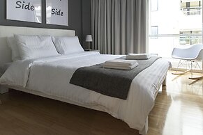 Penelope's Luxury Apartment