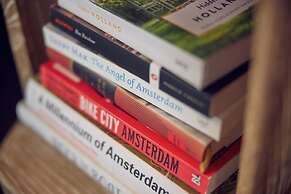 The July - Boat & Co