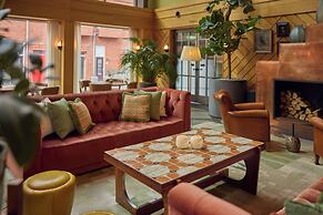 The July - Boat & Co