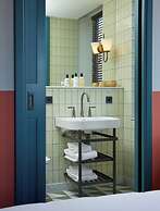 The July - Boat & Co