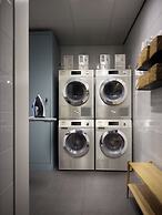 The July - Boat & Co