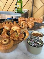 The July - Boat & Co