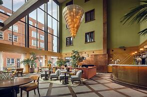 The July - Boat & Co