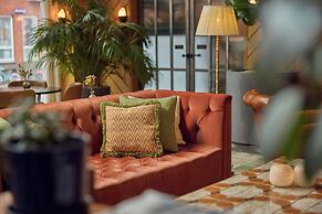 The July - Boat & Co