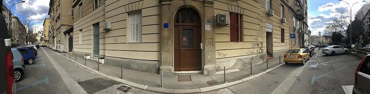 Apartments Galleria Chill