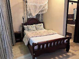 Lake Point Villa
