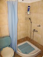 Eleni's Apartments & Studios