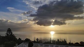 Eleni's Apartments & Studios