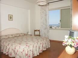 Residence Pensione Mena