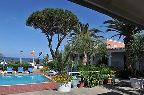 Residence Pensione Mena