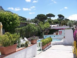 Residence Pensione Mena