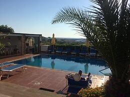 Residence Pensione Mena