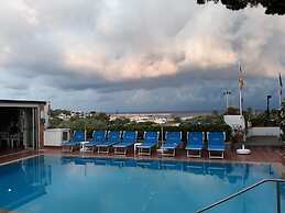 Residence Pensione Mena