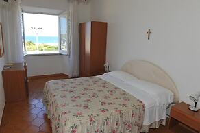 Residence Pensione Mena