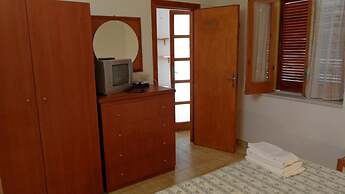 Residence Pensione Mena