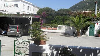 Residence Pensione Mena