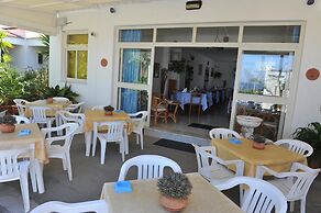 Residence Pensione Mena