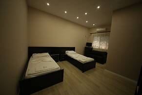 Hotel Holiday