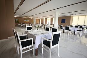 Hotel Holiday
